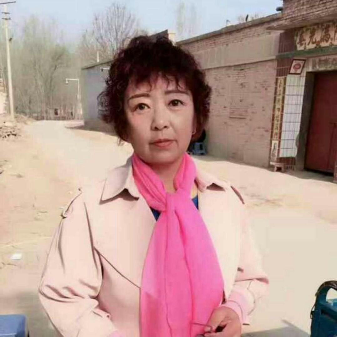 荣嬷嬤