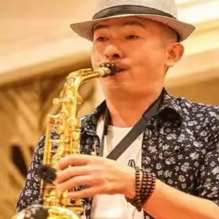 河源萨克斯“张老师教室”