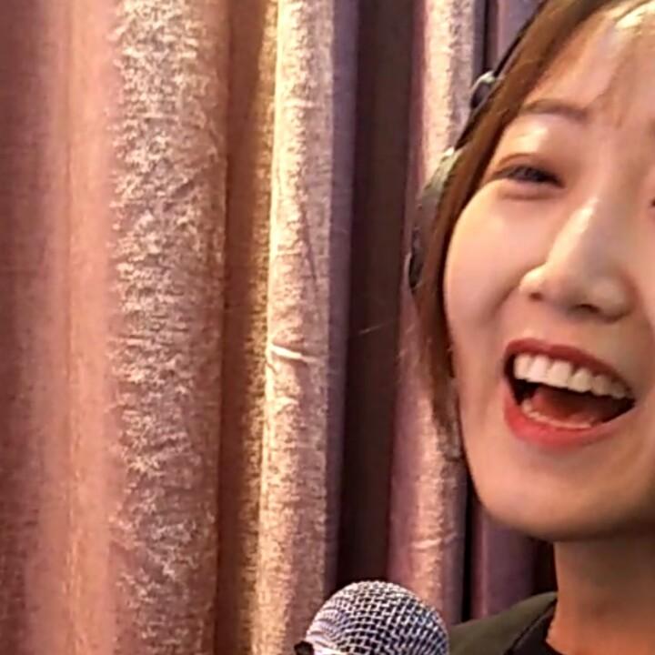 萌闪闪的Susie