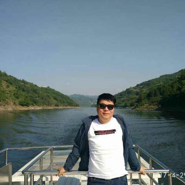 胡珺崴