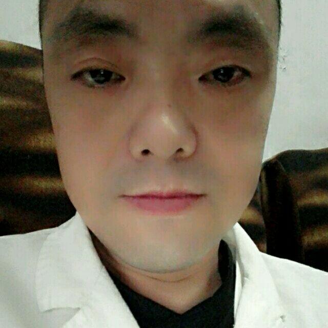 小张对天气过敏