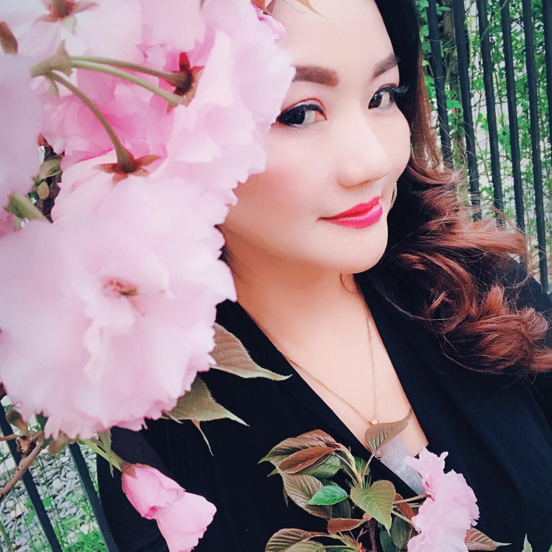 万紫千红精品服饰