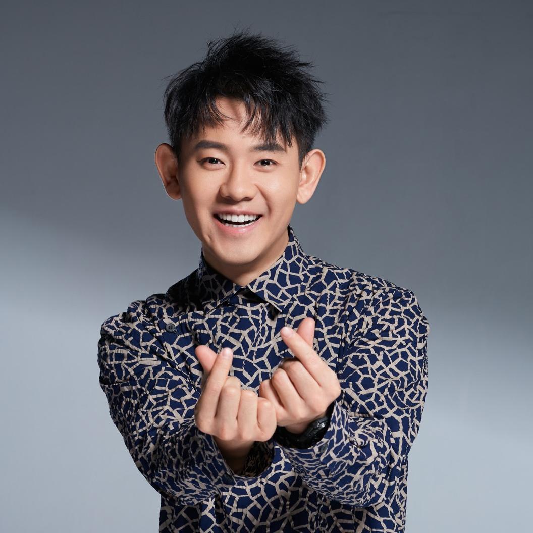 李  响