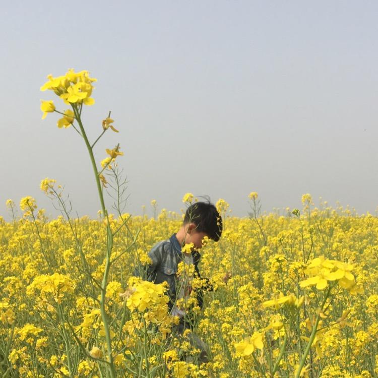 李艳（爱悦城二楼艾蒂）