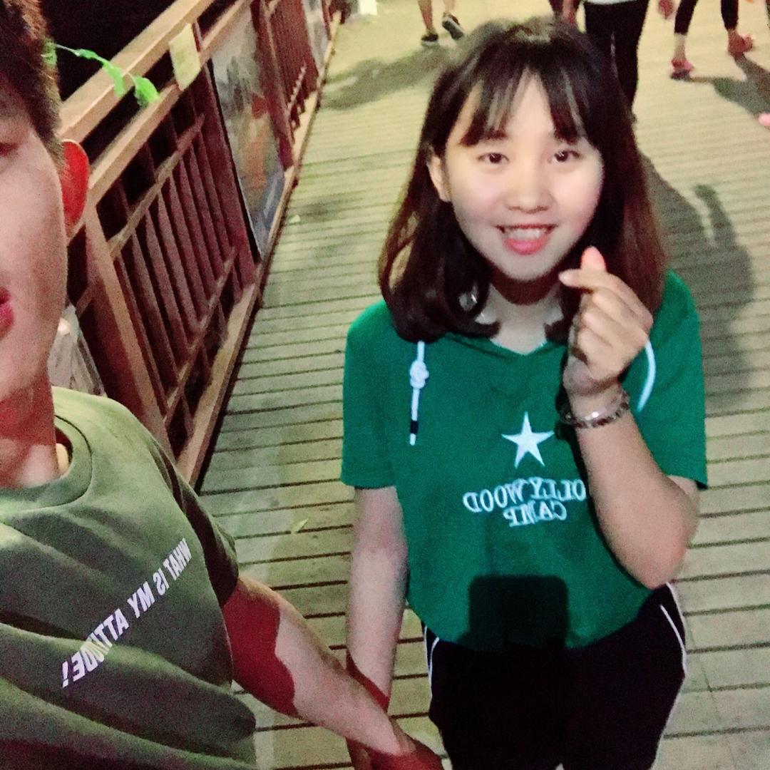 我家有个二妹姐姐