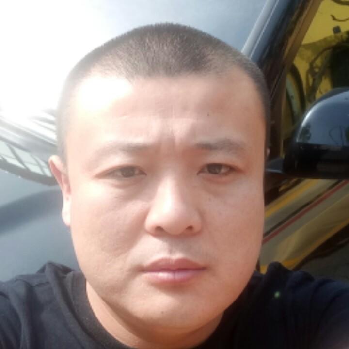 小鲜肉深夜烧烤