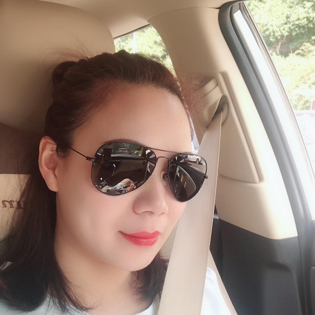 Me丶戀。女王つ