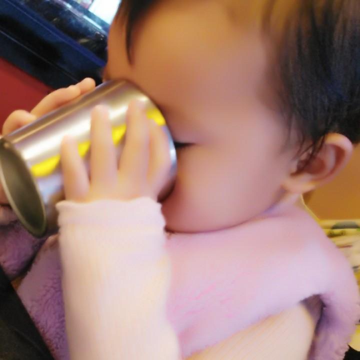 东梅吖