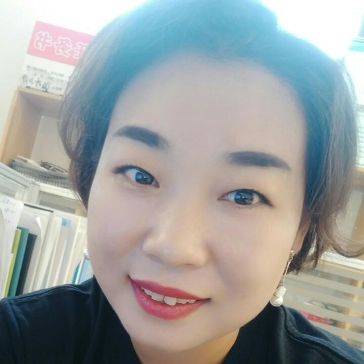 鸿艺淼淼