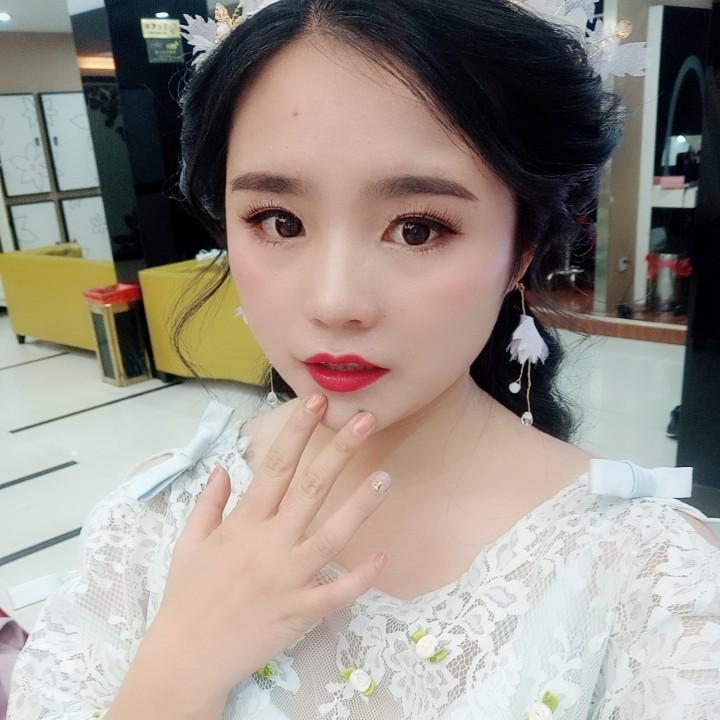 李