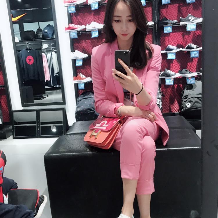 万东