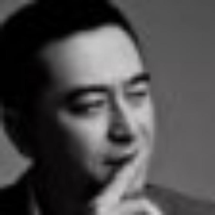 糖糖峥峥的霸霸。