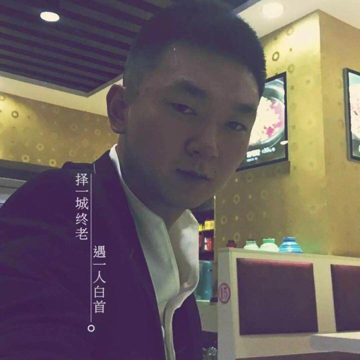 丿木头人丶