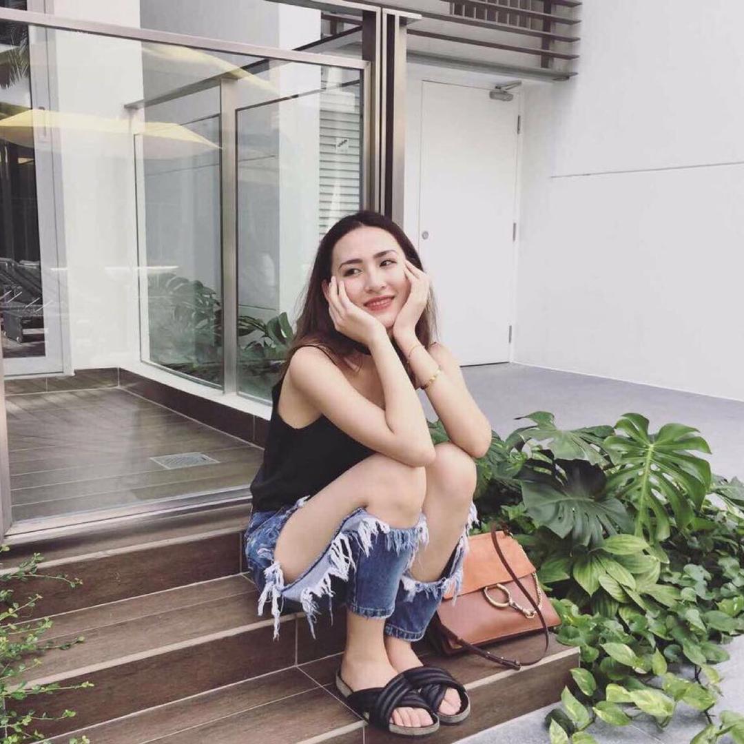 ζ  半杯可乐不加冰