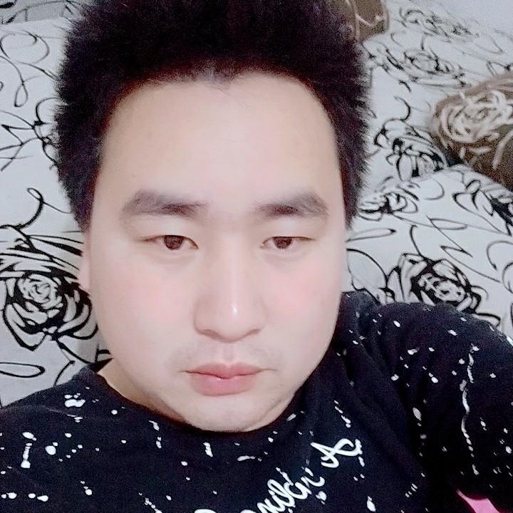 方锅锅。