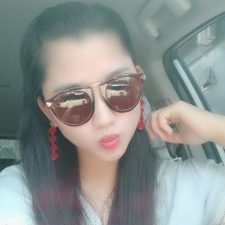 小梦如，