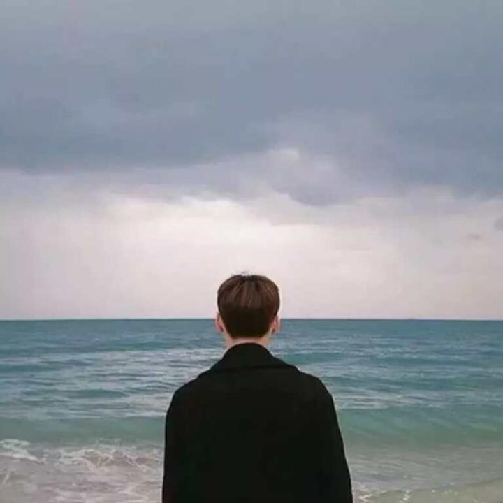 我是海，而你却喜欢浪