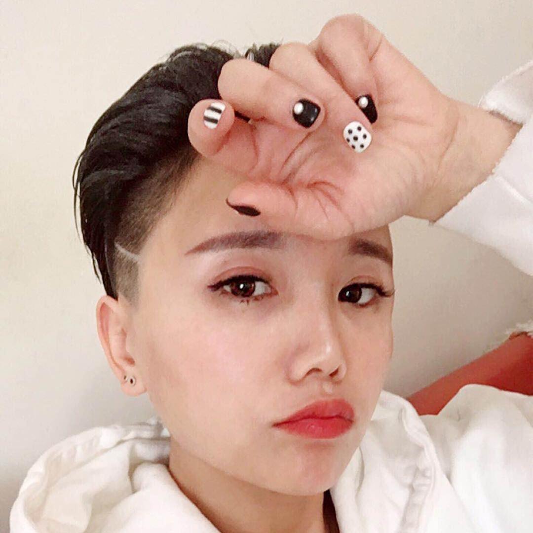 孟佳（小名佳子）