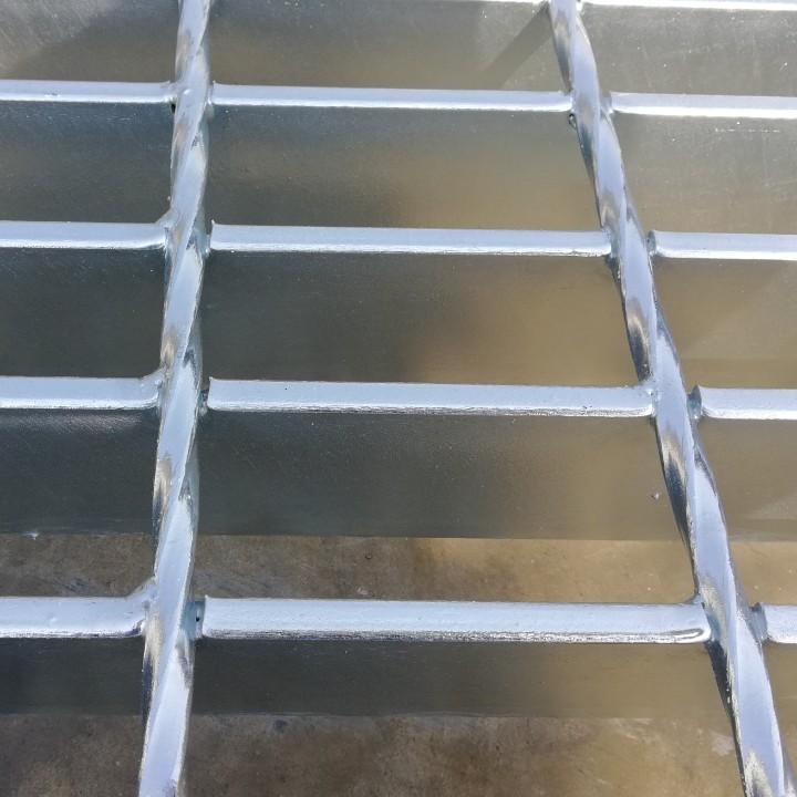 河北仙鸿钢格板厂