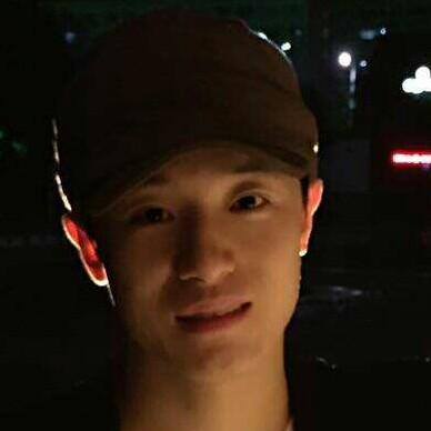 草莓小布丁先生