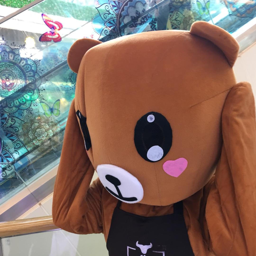 新疆中闵商贸有限公司，小赵