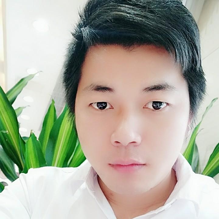 粤A51688  彭1830664816