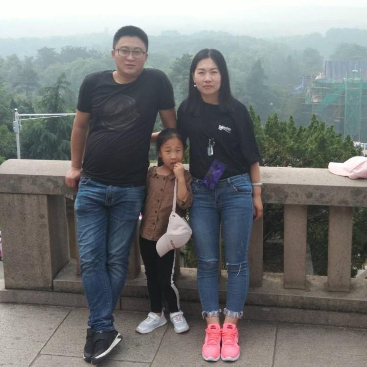 姑娘爱喝奶茶😘