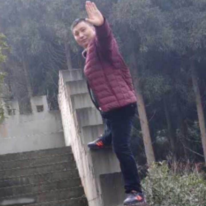 饼饼哥