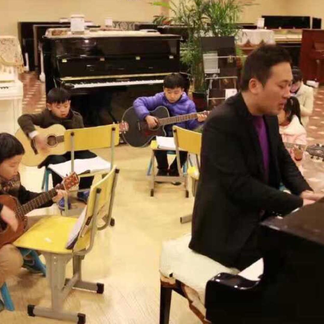 刘子阳（19点40直播）