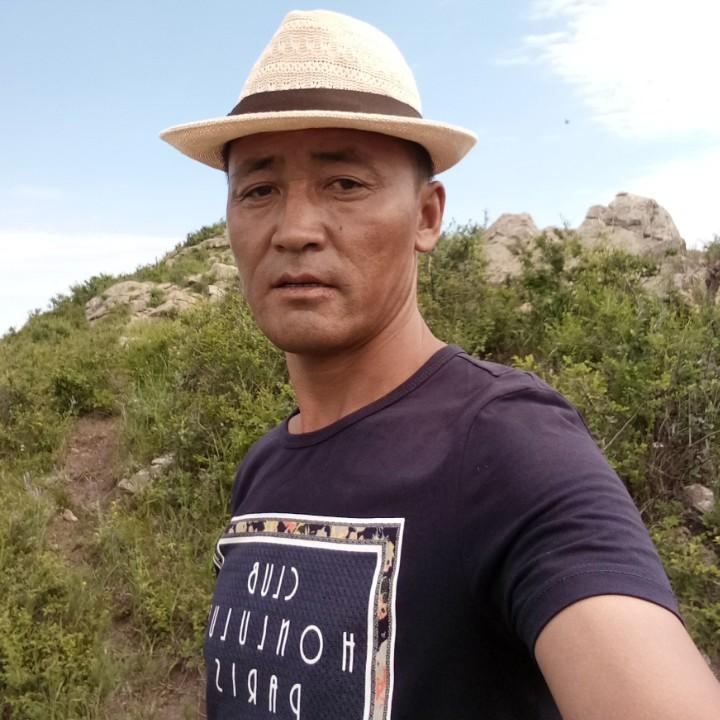 斯琴布和
