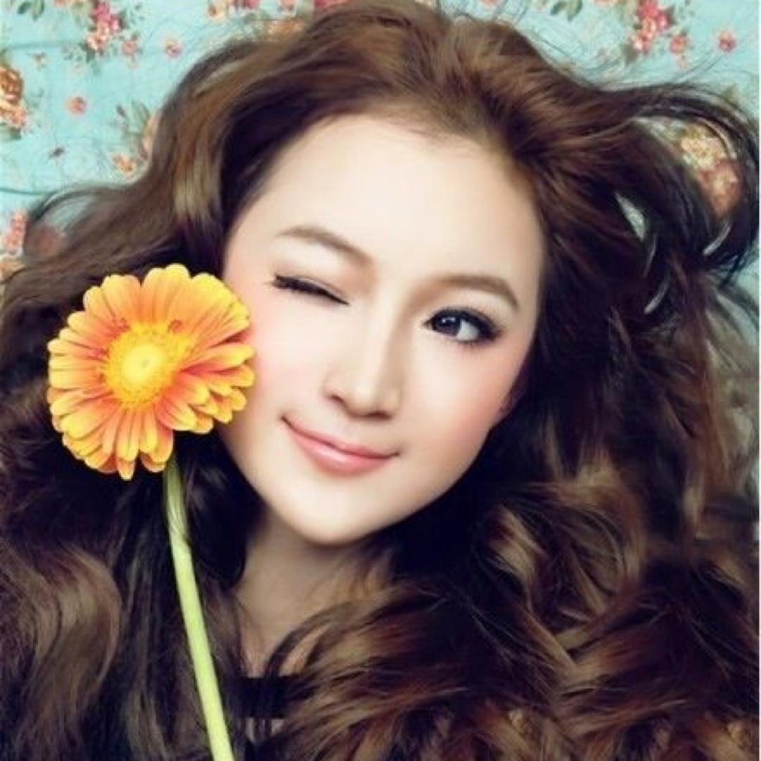 绿豆饼大圆圆脸妮子