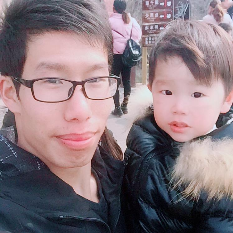 爱养鱼的门窗人