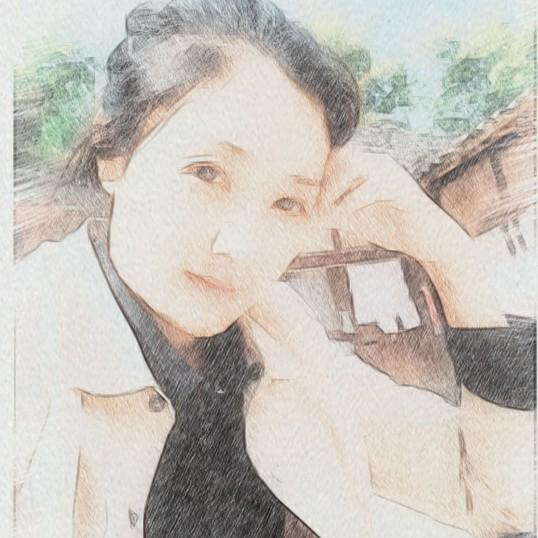 胡瀞