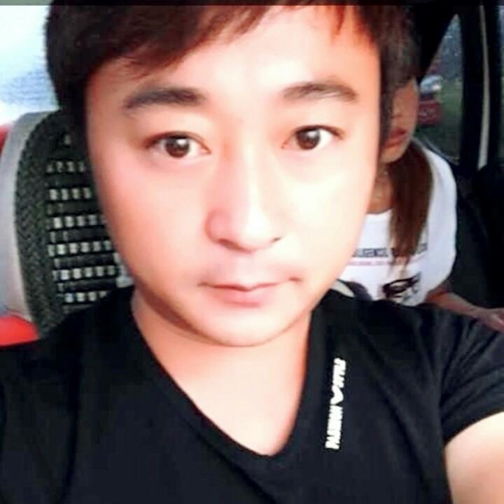 白小白。