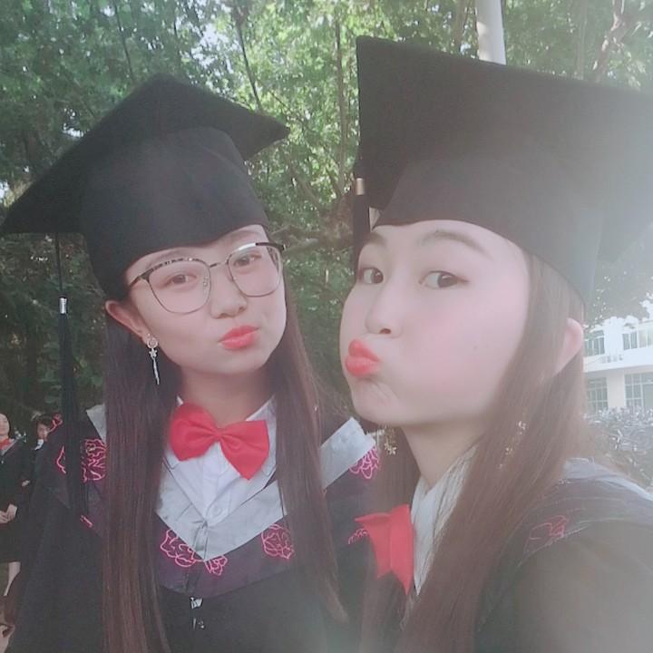 爱吃甜的小胖子🍩（许嵩见过两次版）