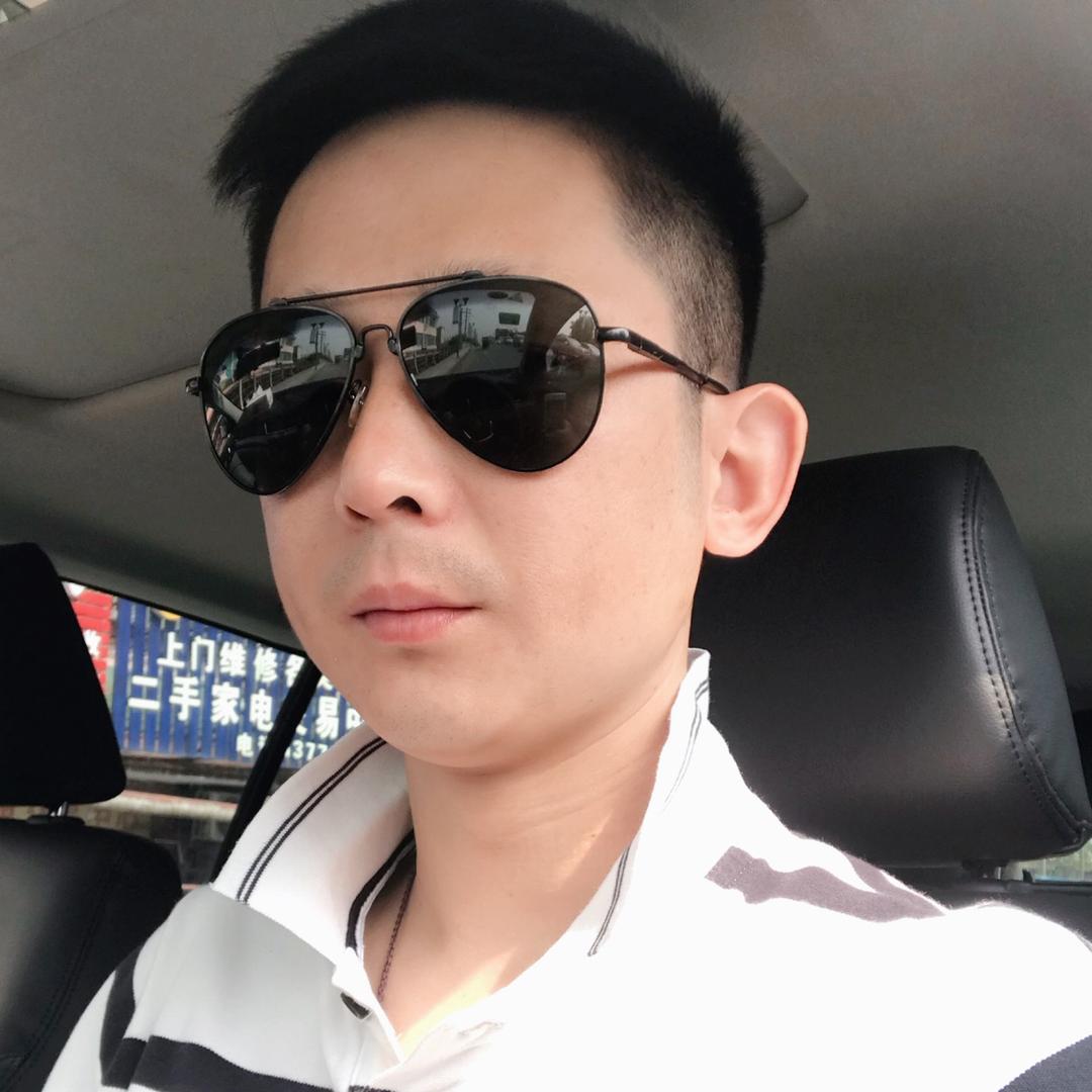 卡车梅哥