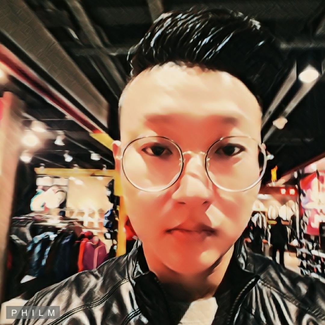 活成一个傻子