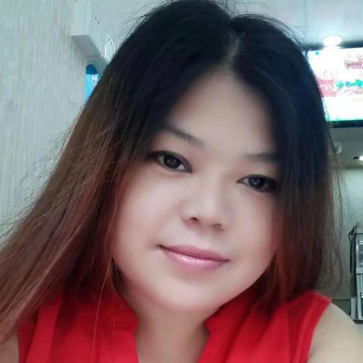 铂金荟，大周