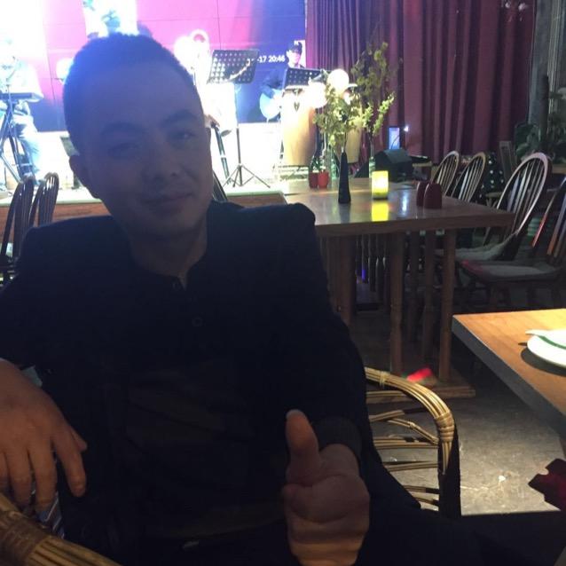 😑丢了微笑😊