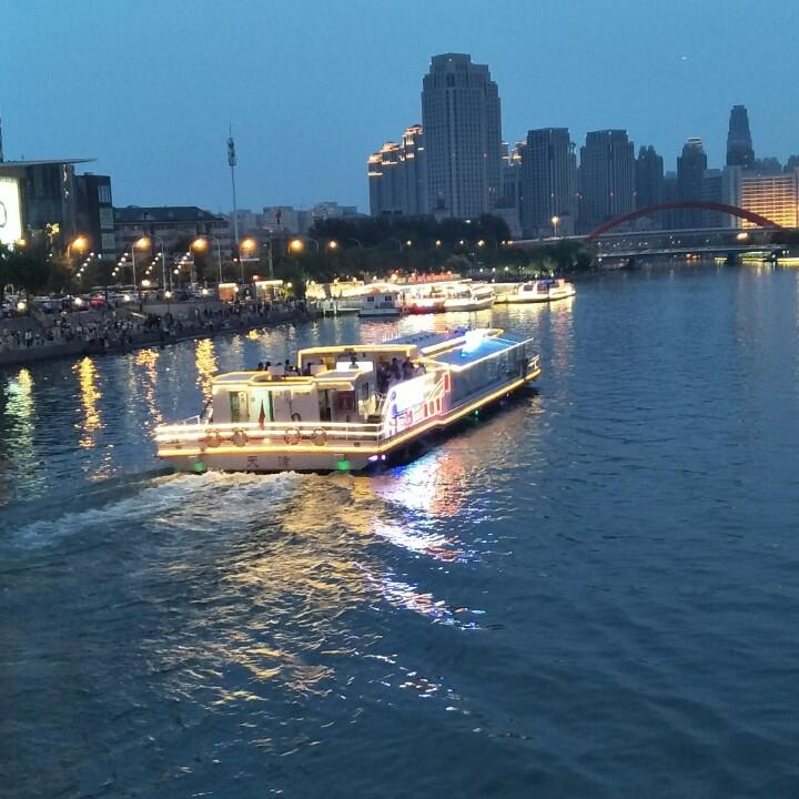 李某某@