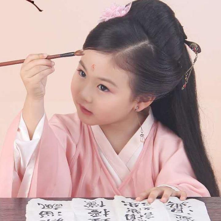 棠棣同馨