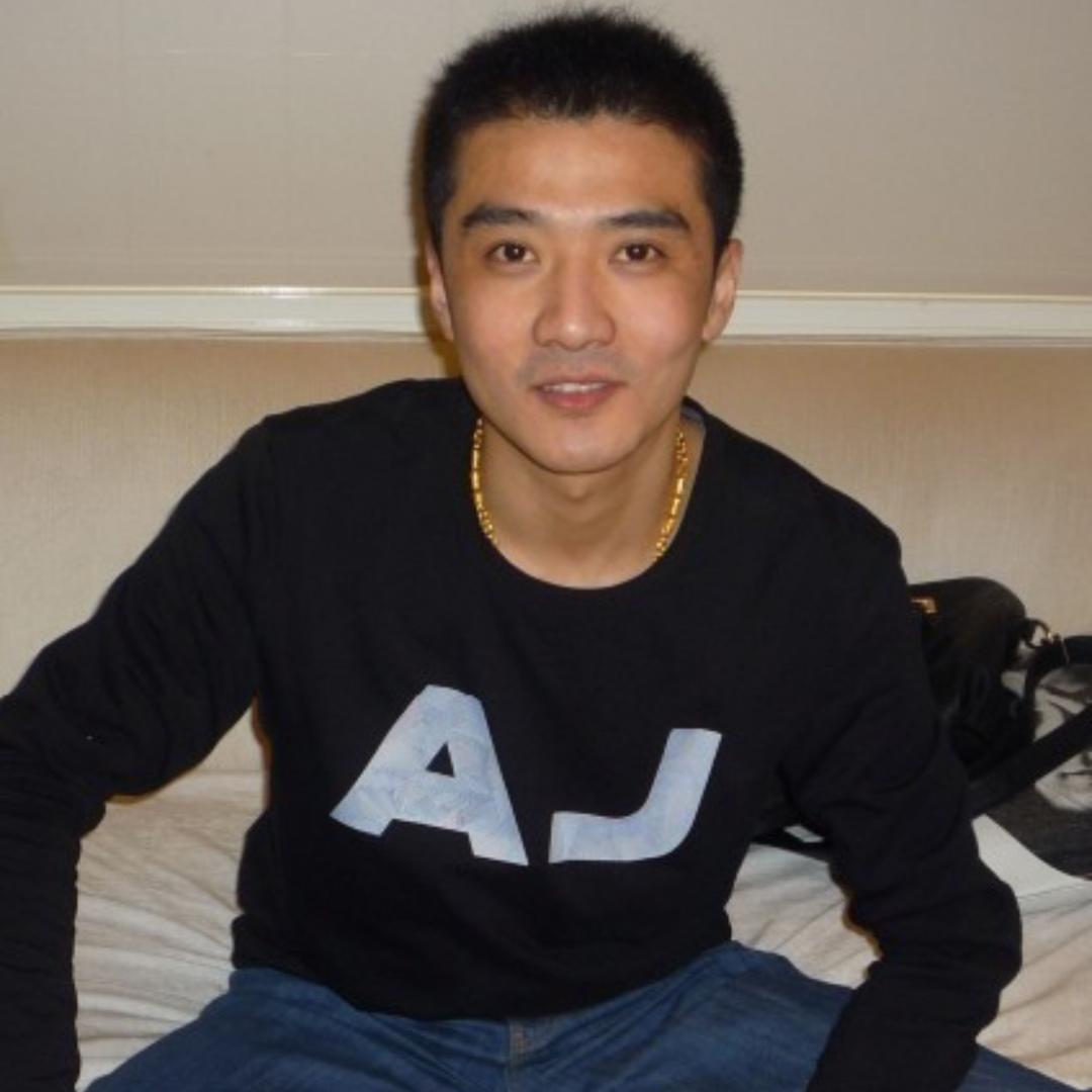 汤鑫
