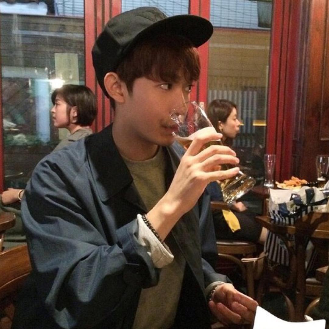 保罗艾斯诺龙湖店