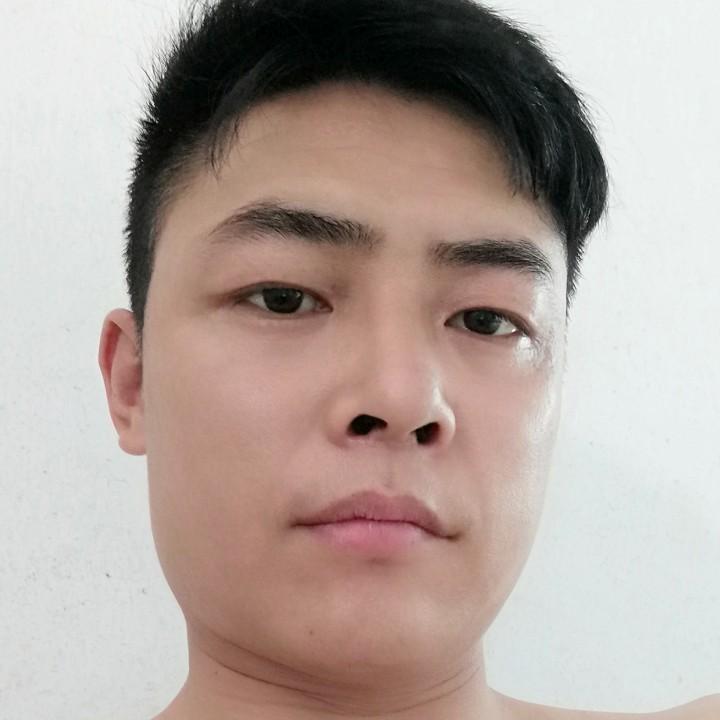 数据线材小伟