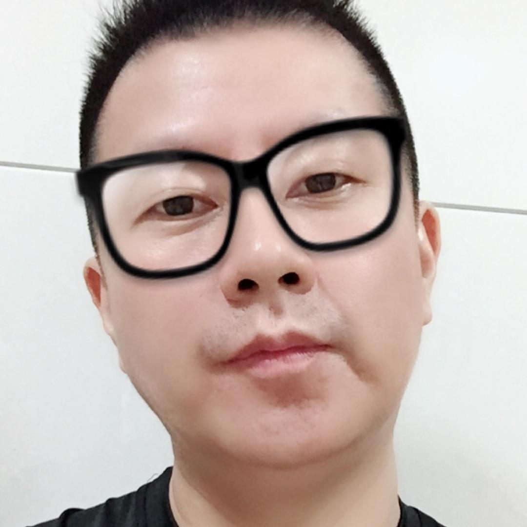 肖鲜森（5级达人团队商家邀请商单拍摄私信