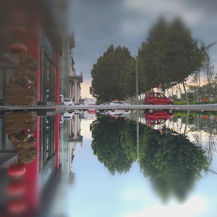 下了雨很嗨