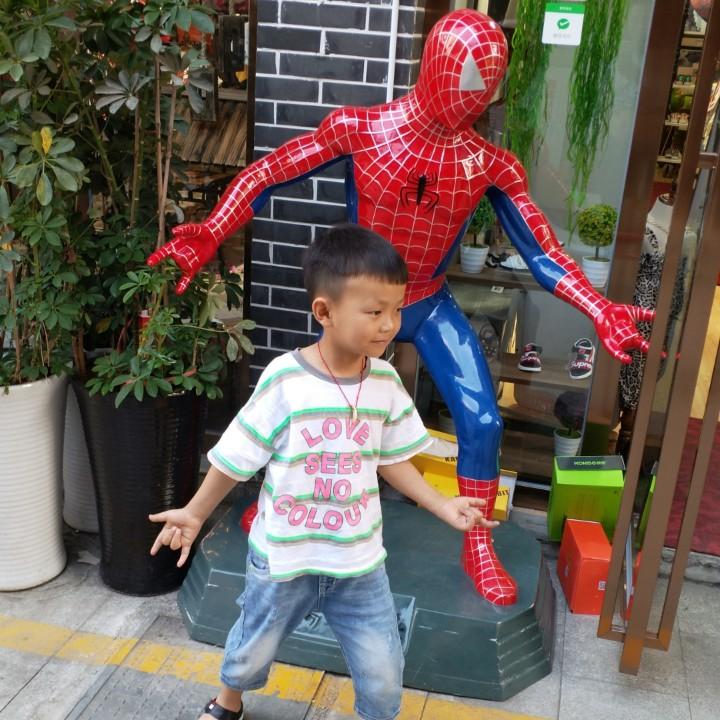 郑在充电中