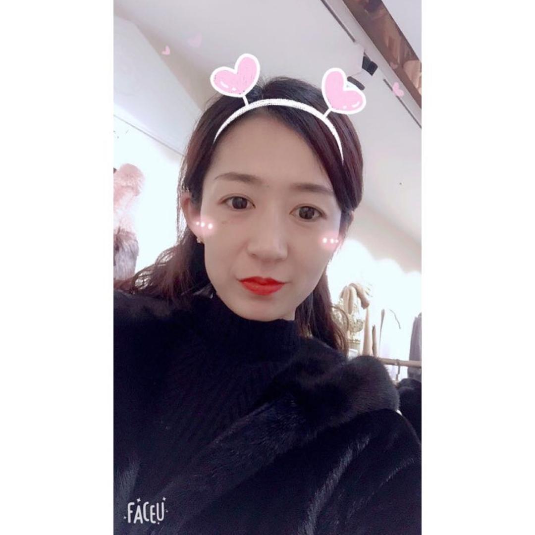 瑶瑶-艺佳龙包包推荐