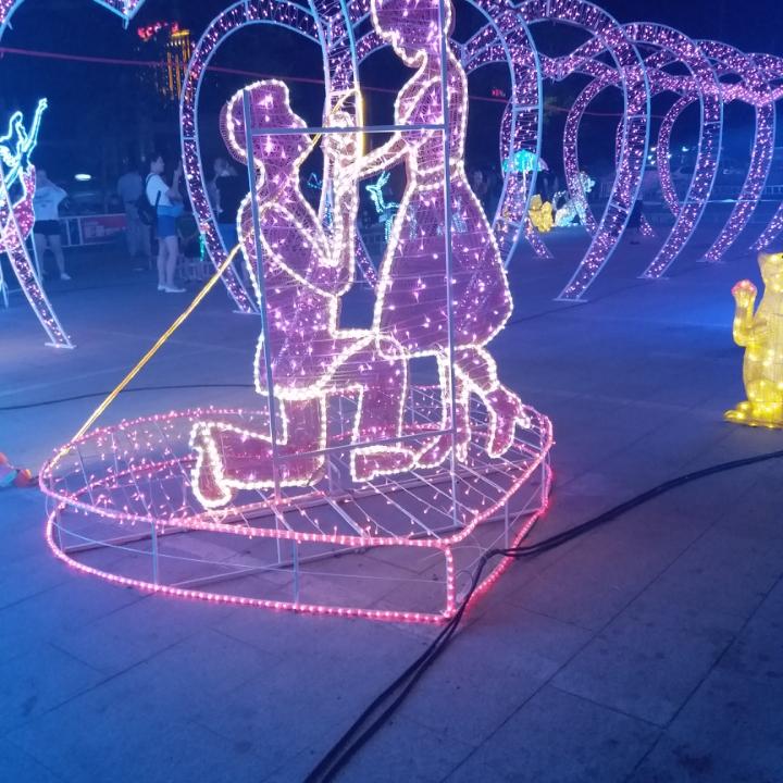 夜色阑珊