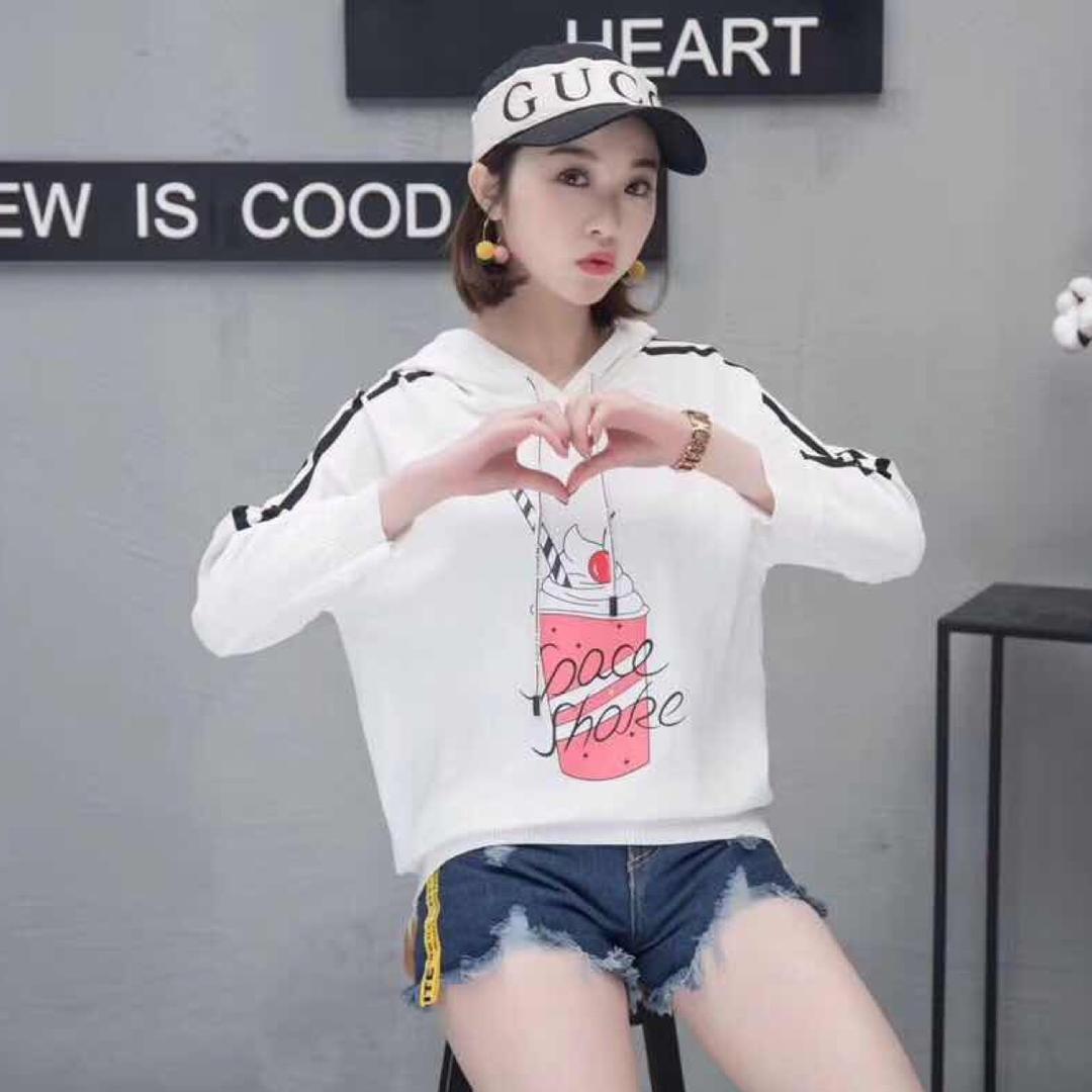 萌家一线轻奢女装